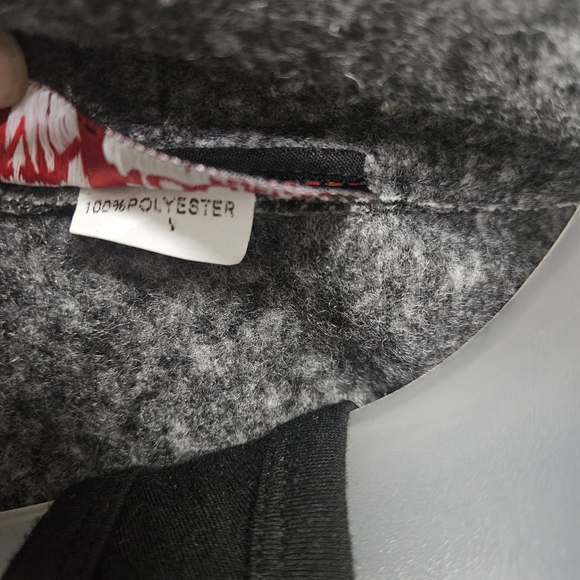 Mode Vin Rouge Fashion Black Grey Check Vest with Side Slits and Pockets - Picture 8 of 13